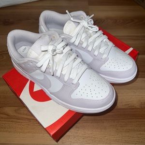 Nike Dunk Low Sneakers Venice Women’s Size 7